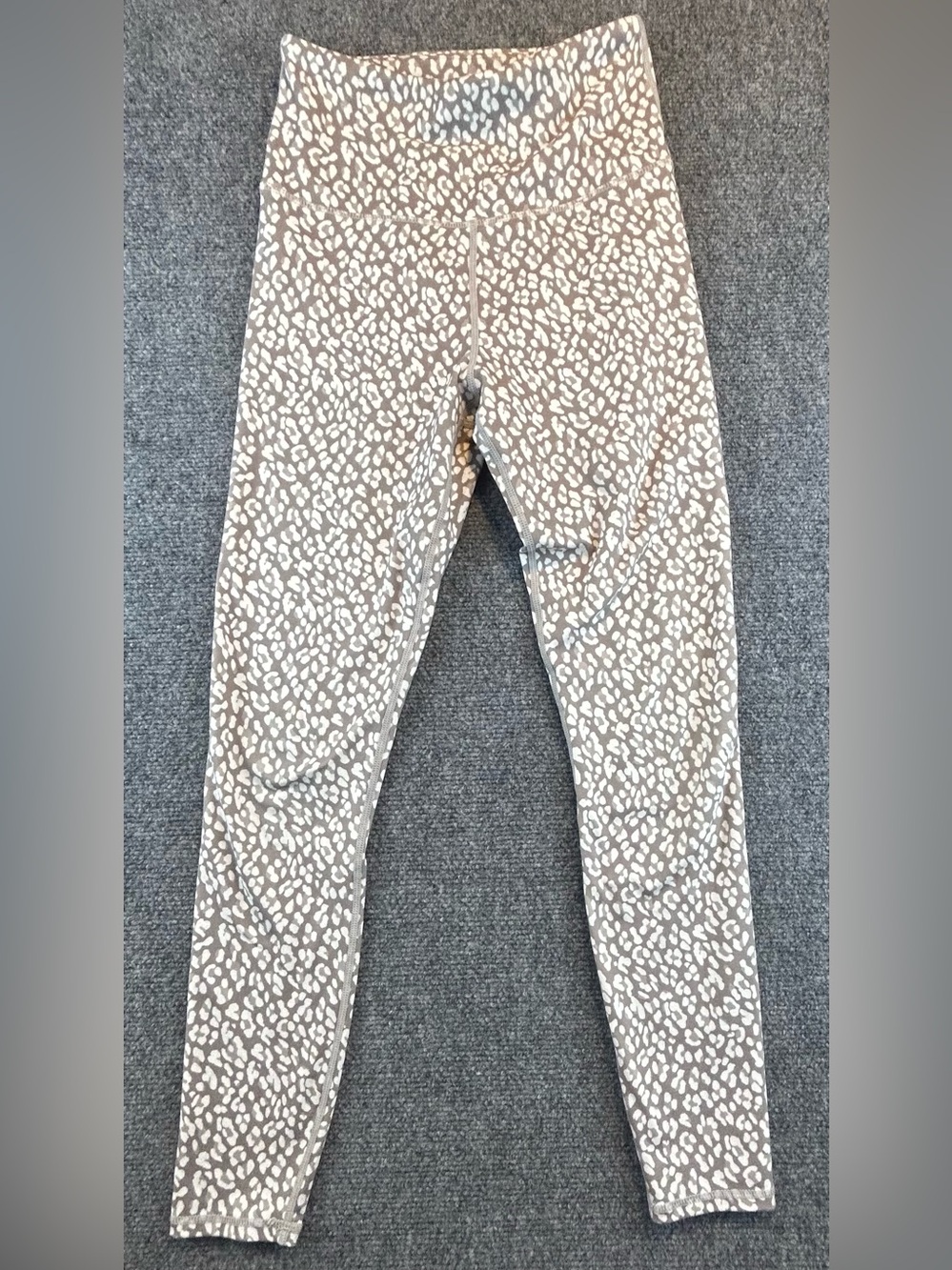 Varley Leggings Women’s XS Cheetah Print Gray White